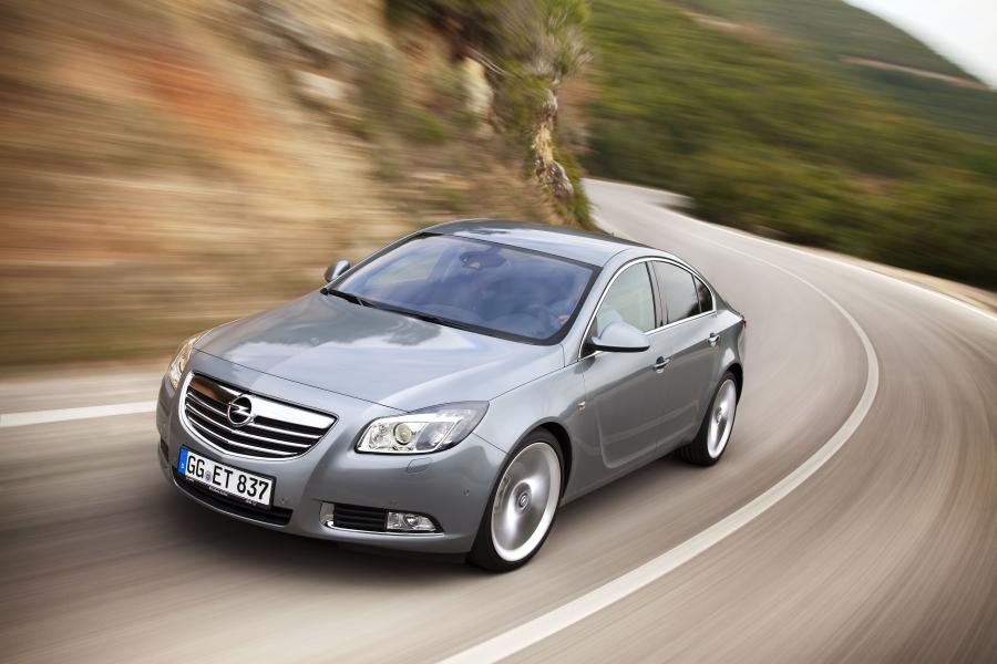  Opel Insignia BiTurbo CDTI 2012 года  (фото 30 из 34)